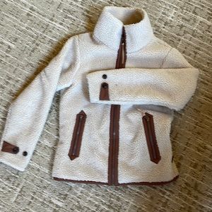 Patagonia fleece zip up! Size S